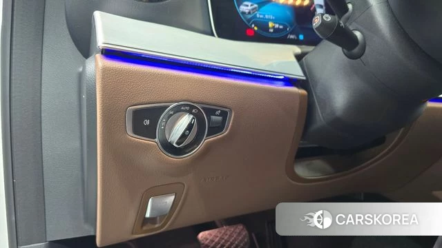 Mercedes-Benz E-Class W213 2021 Белый из Кореи, фото 5