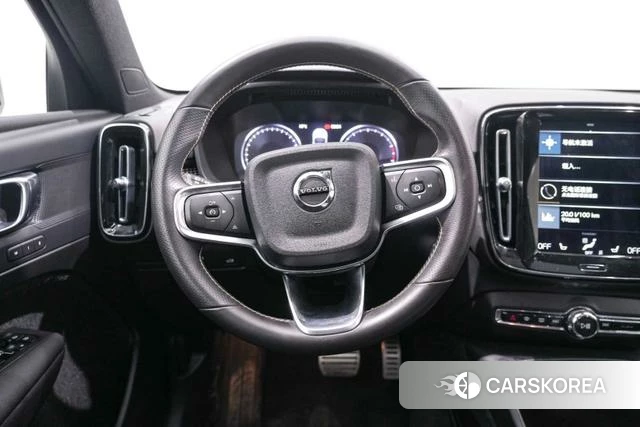 Volvo XC40 2021 Белый из Китая, фото 5