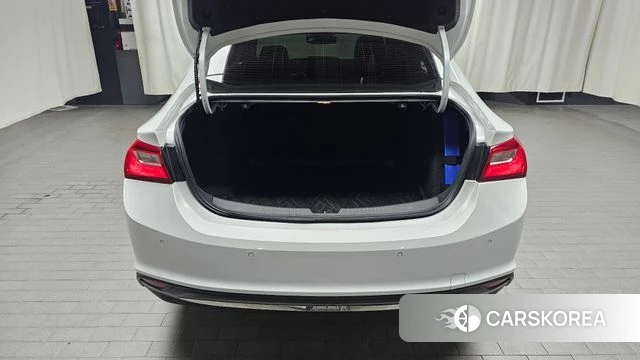 Chevrolet (GM Daewoo) The New Malibu 2018 Белый из Кореи, фото 5