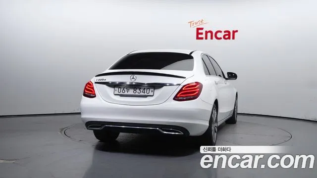 Mercedes-Benz C-Class W205 2018 Белый из Кореи, фото 5