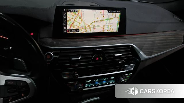 BMW 5 Series (G30) 2019 Серый из Кореи, фото 5