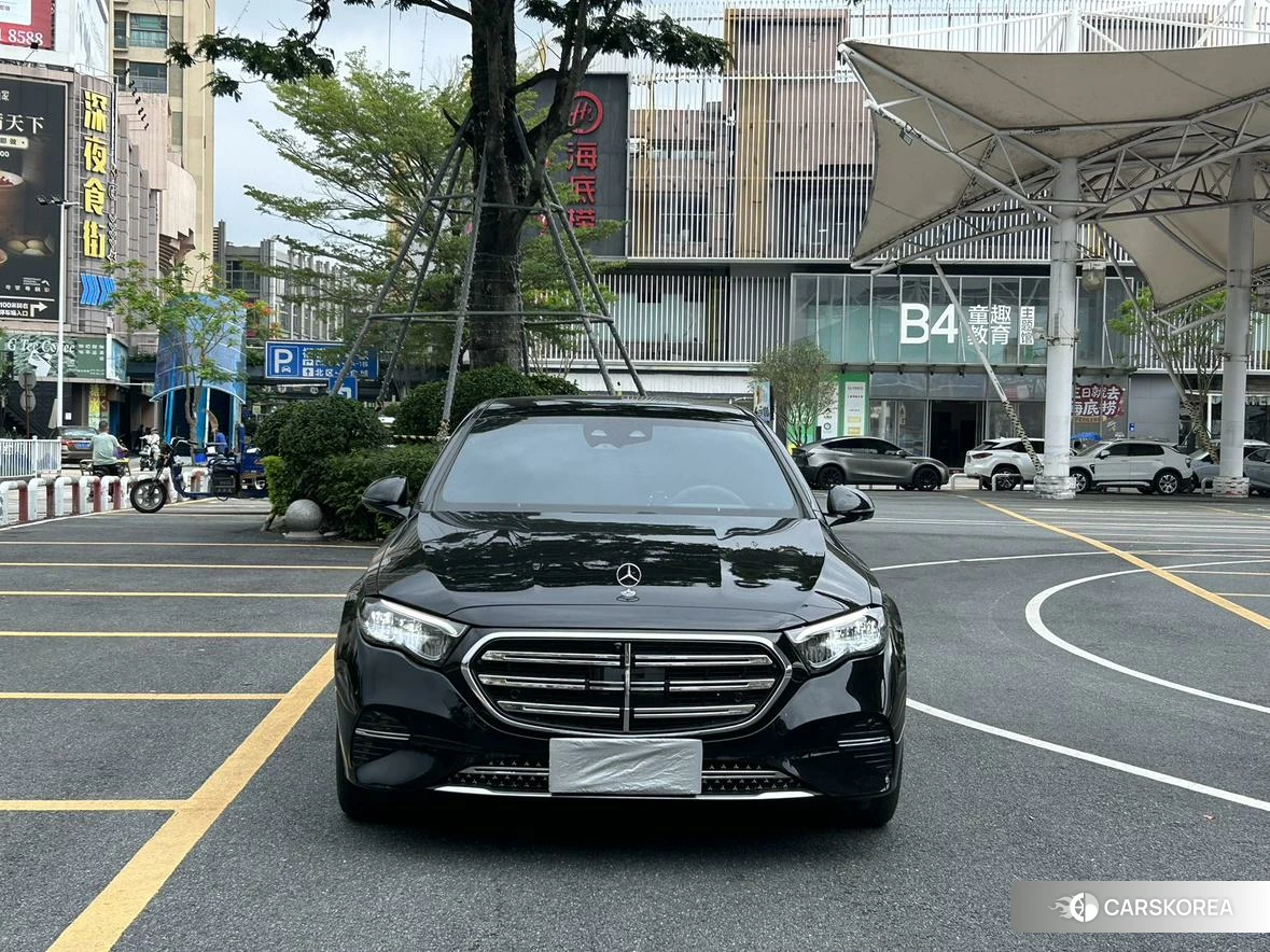 Mercedes-Benz E-class 2023 Черный из Китая, фото 5