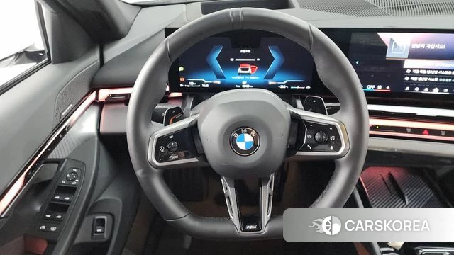 BMW 5 Series (G60) 2025 Белый из Кореи, фото 5