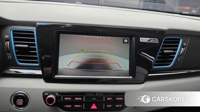Kia Niro 2018 Белый из Кореи, фото 5