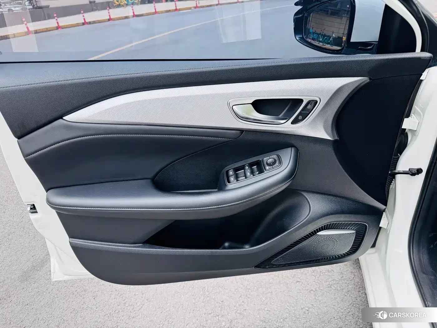 Roewe Feifan ER6 2021 Белый из Китая, фото 5