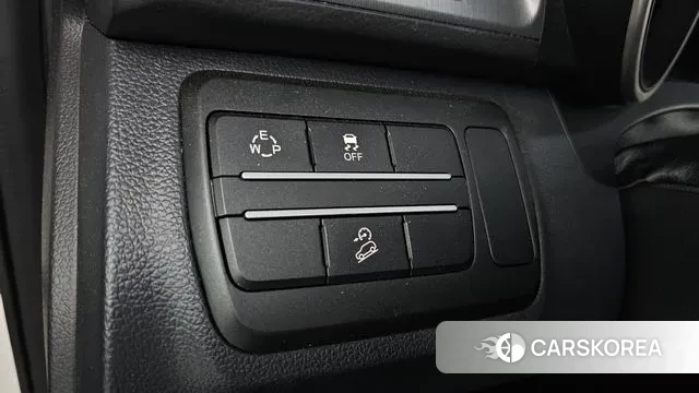 Ssangyong Tivoli Armor 2018 Белый из Кореи, фото 5