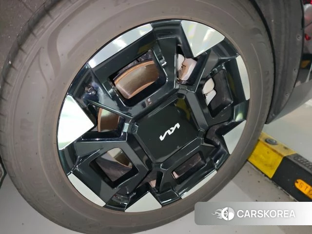 Kia The New Carnival 4th Generation 2024 Черный из Кореи, фото 5