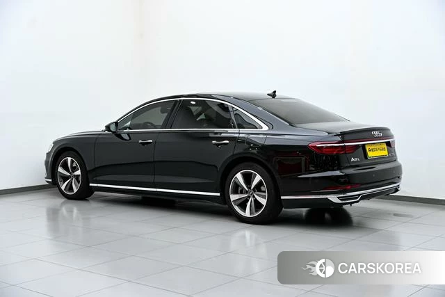 Audi A8 PHEV 2022 Черный из Китая, фото 5