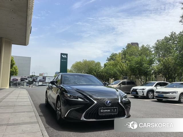 Lexus ES 2021 Черный из Китая, фото 5