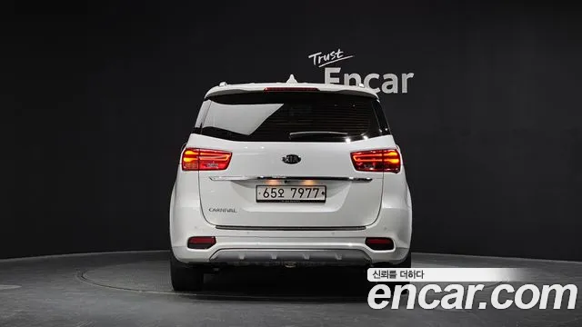 Kia The New Carnival 2018 Белый из Кореи, фото 5