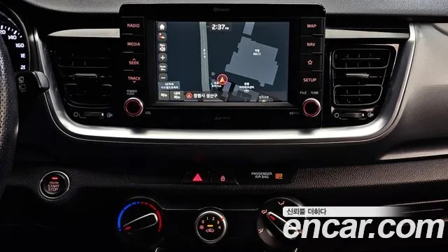 Kia Stonic 2018 Серый из Кореи, фото 5