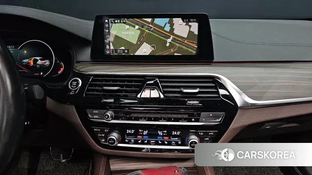 BMW 5 Series (G30) 2018 Серый из Кореи, фото 5