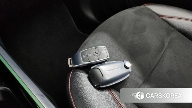 Mercedes-Benz GLB-Class X247 2022 Белый из Кореи, фото 5
