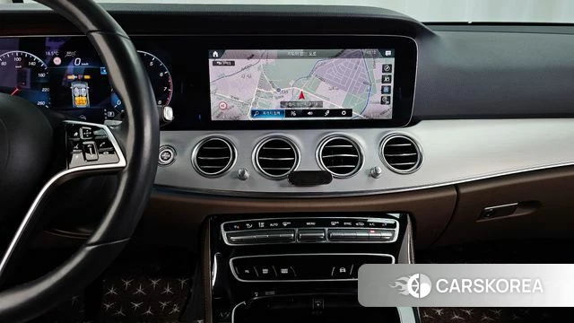 Mercedes-Benz E-Class W213 2020 Белый из Кореи, фото 5