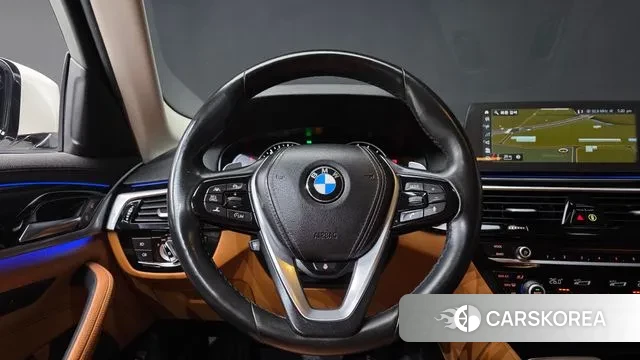 BMW 5 Series (G30) 2018 Белый из Кореи, фото 5