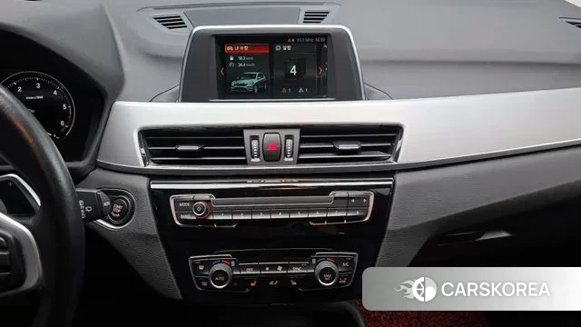 BMW X1 (F48) 2020 Черный из Кореи, фото 5