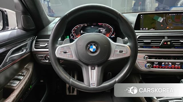 BMW 7 Series (G11) 2020 Серебристо-серый из Кореи, фото 5