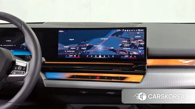 BMW 5 Series (G60) 2025 Черный из Кореи, фото 5