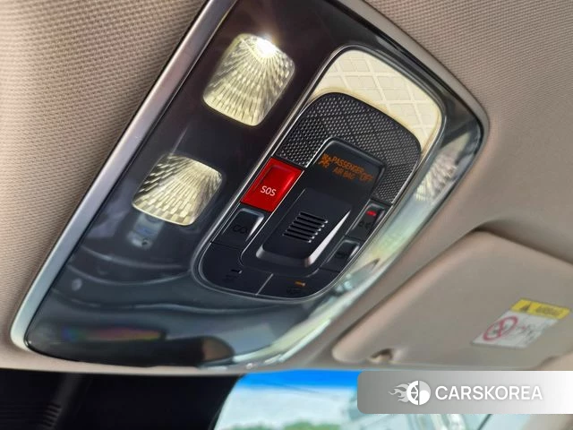 Genesis GV70 2022 Белый из Кореи, фото 5