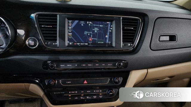 Kia The New Carnival 2018 Белый из Кореи, фото 5