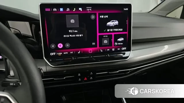 Volkswagen Golf 8th Generation 2025 Черный из Кореи, фото 5