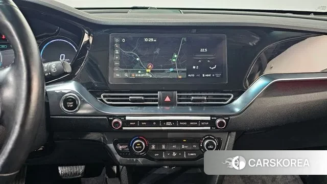 Kia Niro Plus 2022 Серебряный из Кореи, фото 5