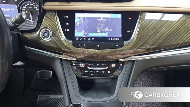 Cadillac XT6 2020 Серебряный из Кореи, фото 5