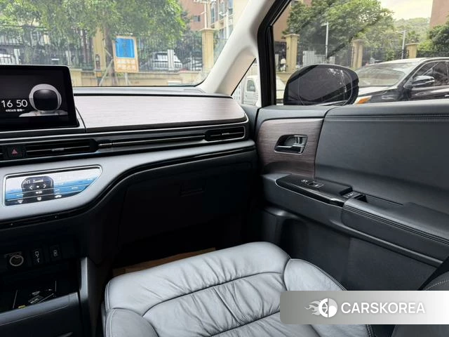 Honda Odyssey 2022 Темно-серый из Китая, фото 5