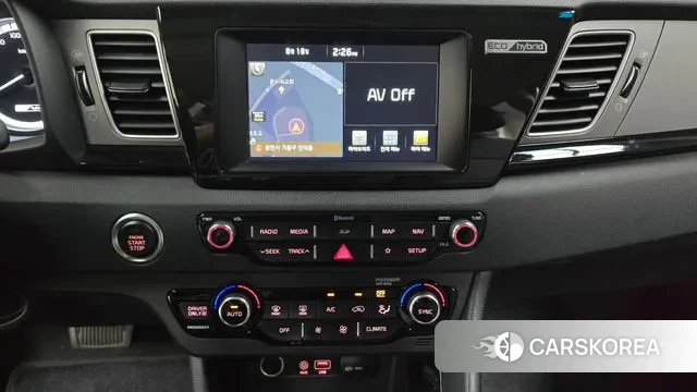 Kia Niro 2018 Белый из Кореи, фото 5