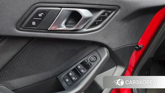 BMW 1 Series (F40) 2020 Красный из Кореи, фото 5