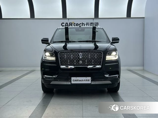 Lincoln Navigator 2021 Черный из Китая, фото 5