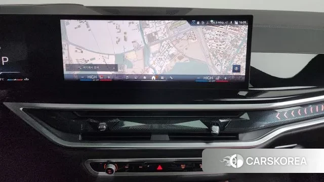 BMW X6 (G06) 2025 Белый из Кореи, фото 5