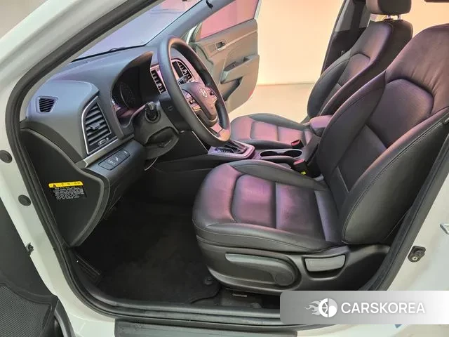 Hyundai Avante AD 2018 Белый из Кореи, фото 5