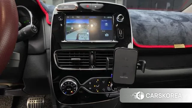 Renault Korea (Samsung) Clio 2019 Красный из Кореи, фото 5