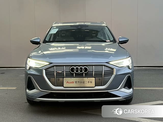 Audi e-tron 2026 Синий из Китая, фото 5