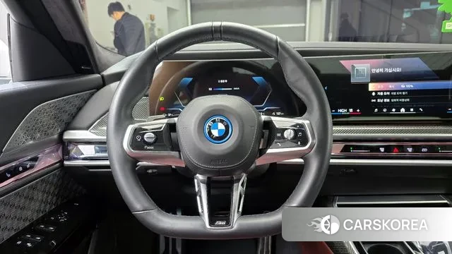 BMW i7 (G70) 2024 Белый из Кореи, фото 5