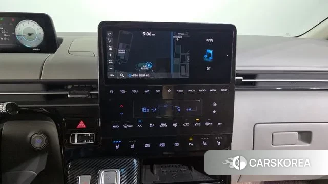 Hyundai Staria 2021 Белый из Кореи, фото 5