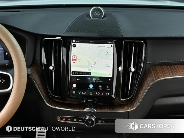 Volvo XC60 second Generation 2023 Белый из Кореи, фото 5