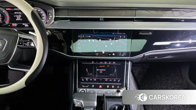 Audi A8 (D5) 2023 Черный из Кореи, фото 5