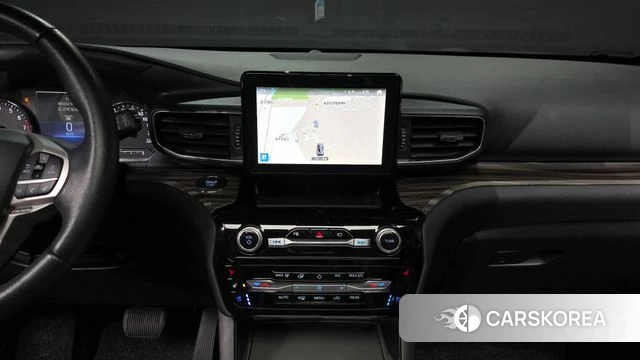 Ford Explorer 6th Generation 2022 Белый из Кореи, фото 5