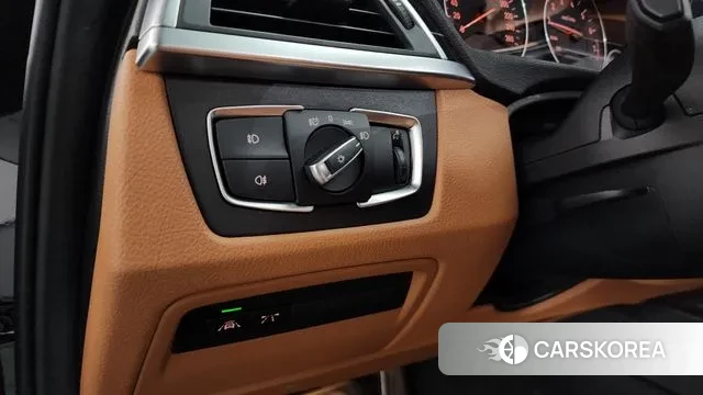 BMW 3 Series (F30) 2018 Черный из Кореи, фото 5