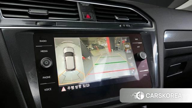 Volkswagen Tiguan Allspace 2020 Черный из Кореи, фото 5
