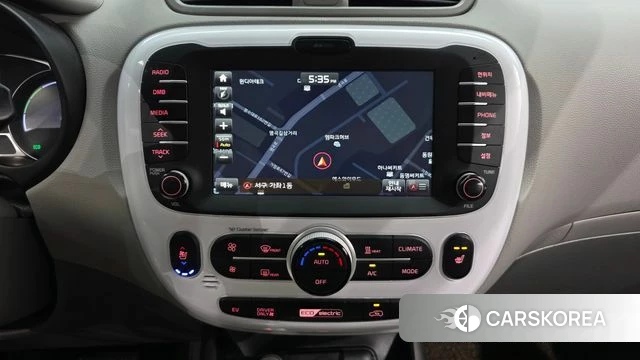 Kia Soul EV 2018 Белый из Кореи, фото 5
