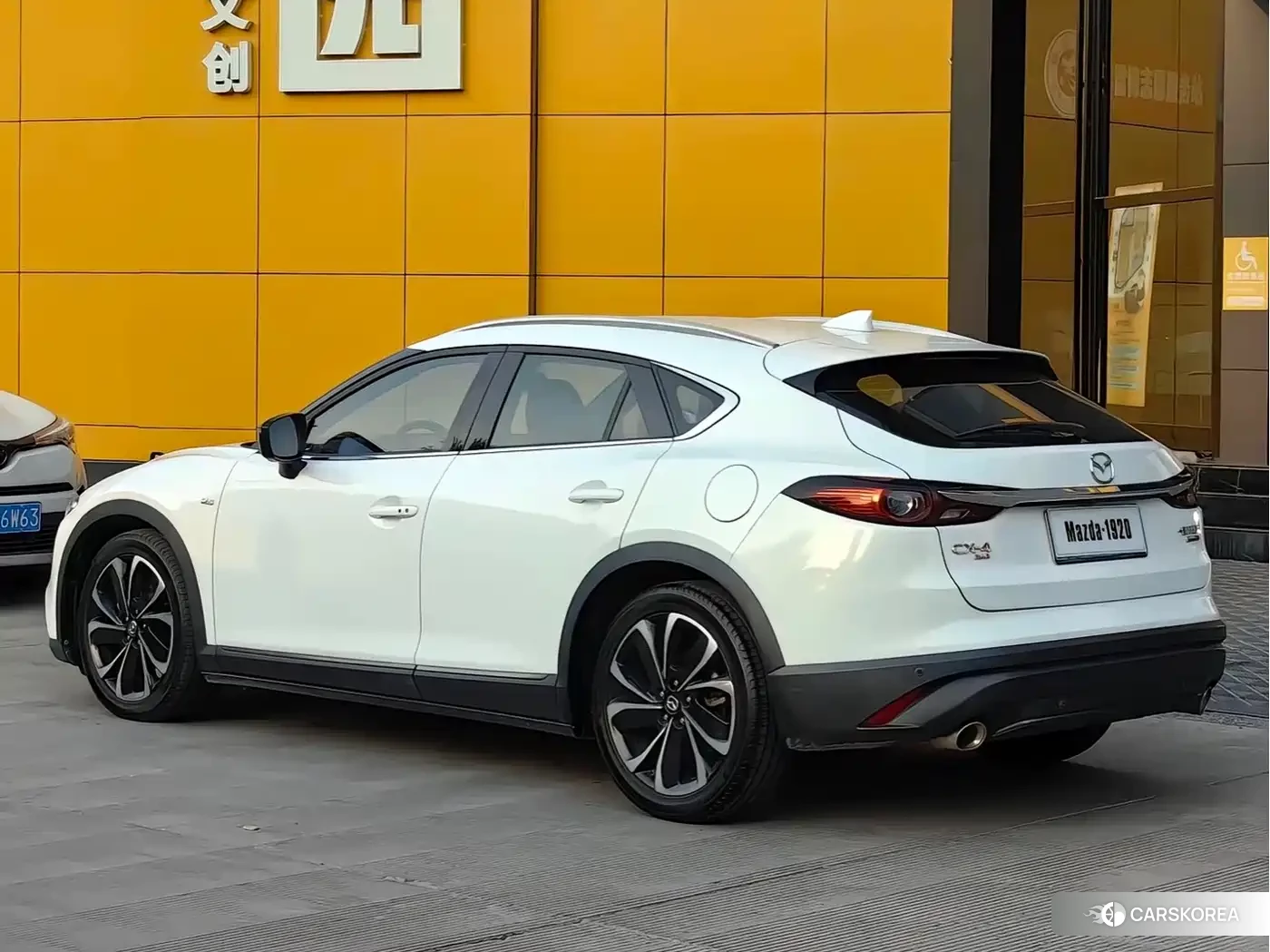 Mazda CX-4 2021 Белый из Китая, фото 5