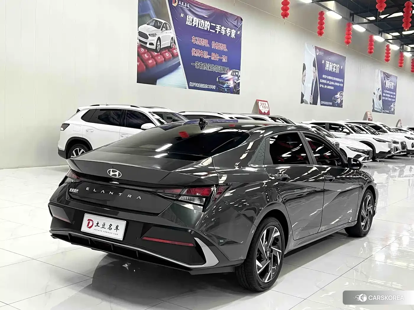 Hyundai Elantra 2023 Silver/gray из Китая, фото 5