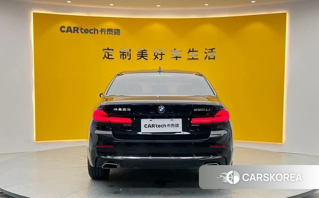BMW 5 series 2021 Черный из Китая, фото 5