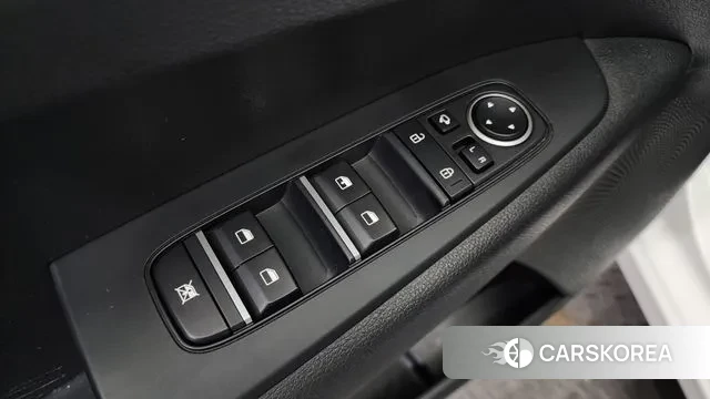 Kia The New K3 2nd generation 2021 Белый из Кореи, фото 5