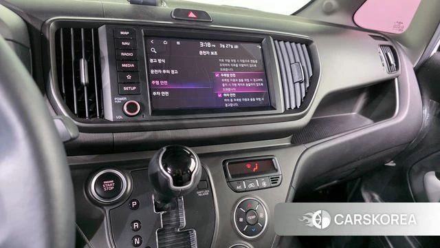 Kia The New Kia Ray 2023 Белый из Кореи, фото 5