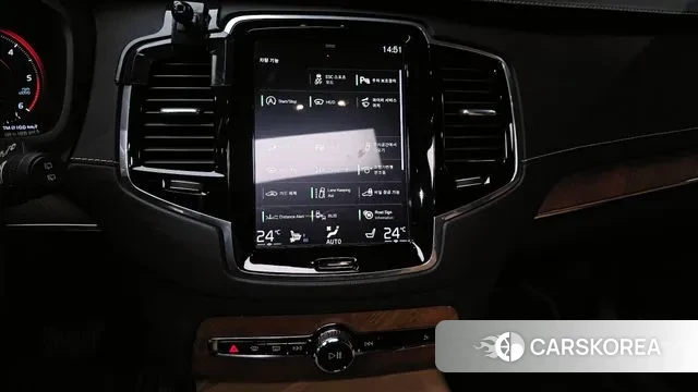 Volvo XC90 second Generation 2018 Белый из Кореи, фото 5