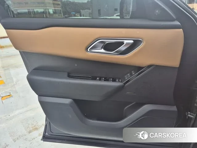 Land Rover Range Rover Velar 2025 Темно-зеленый из Кореи, фото 5